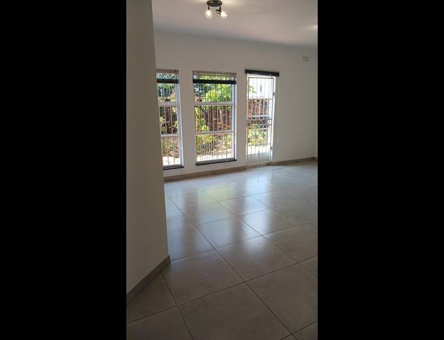 Business property to rent in RANDPARK RIDGE